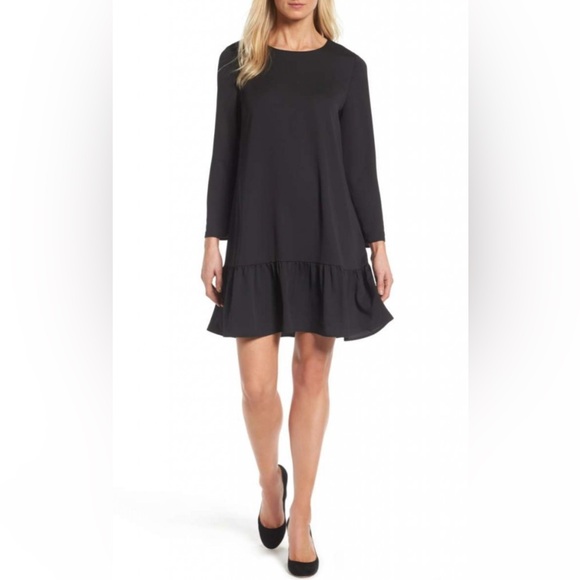 Banana Republic Dresses & Skirts - BANANA REPUBLIC Black Long Sleeve Ruffle Hem Dress size 4